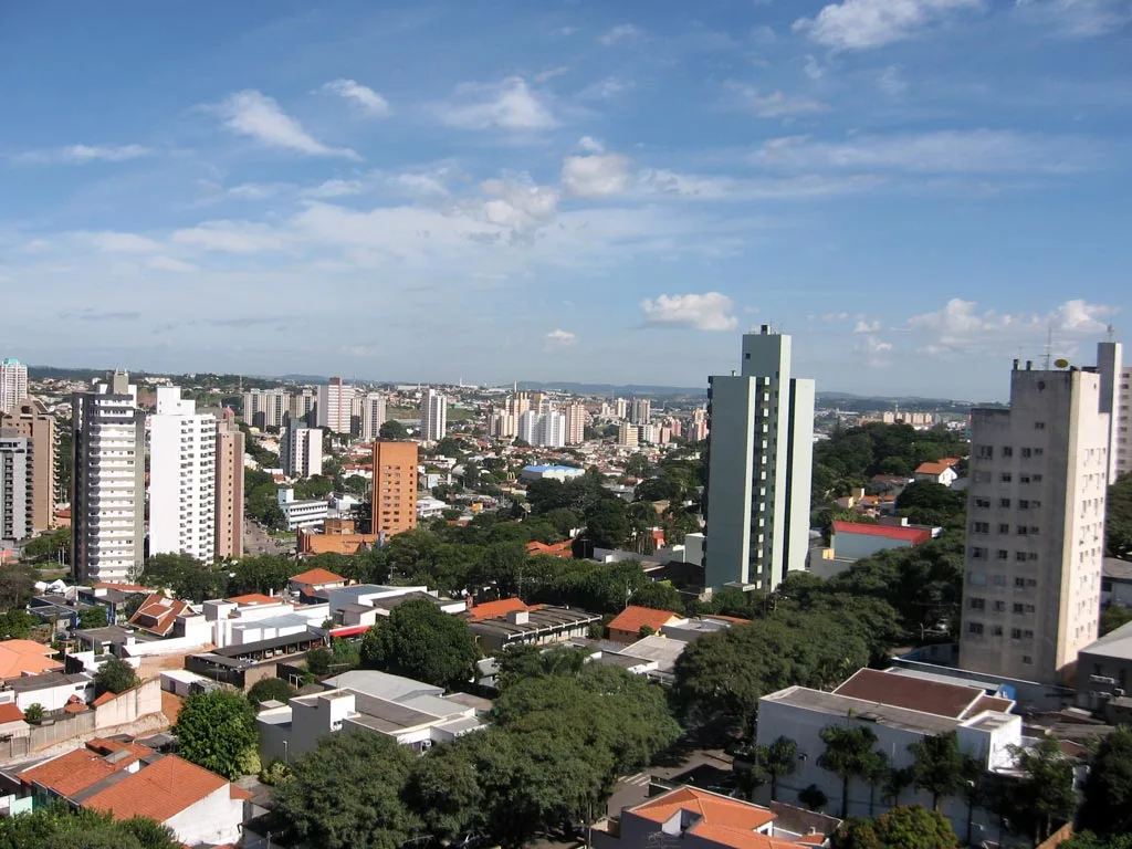 Vendas de imóveis em SP têm melhor trimestre desde 2014 com queda nos juros